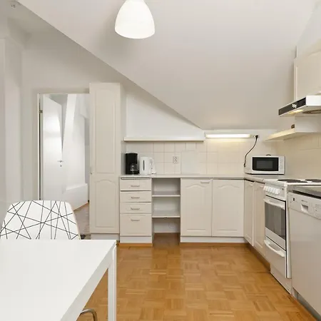 Appartement Kotimaailma - Lantinen Brahenkatu 6 Helsinki